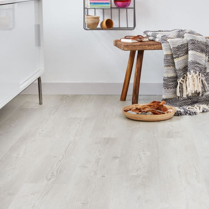 NT Scandinavian Pine x